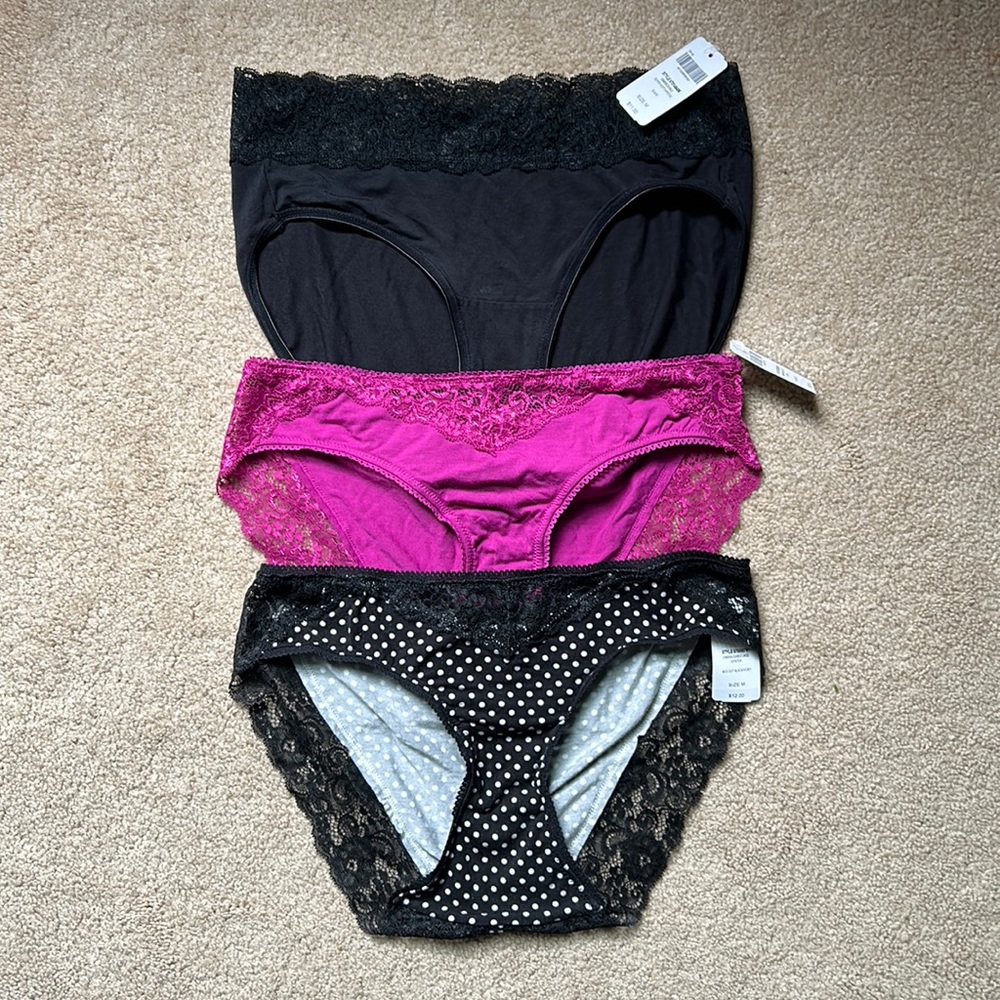 Soma hipster underwear NWT
